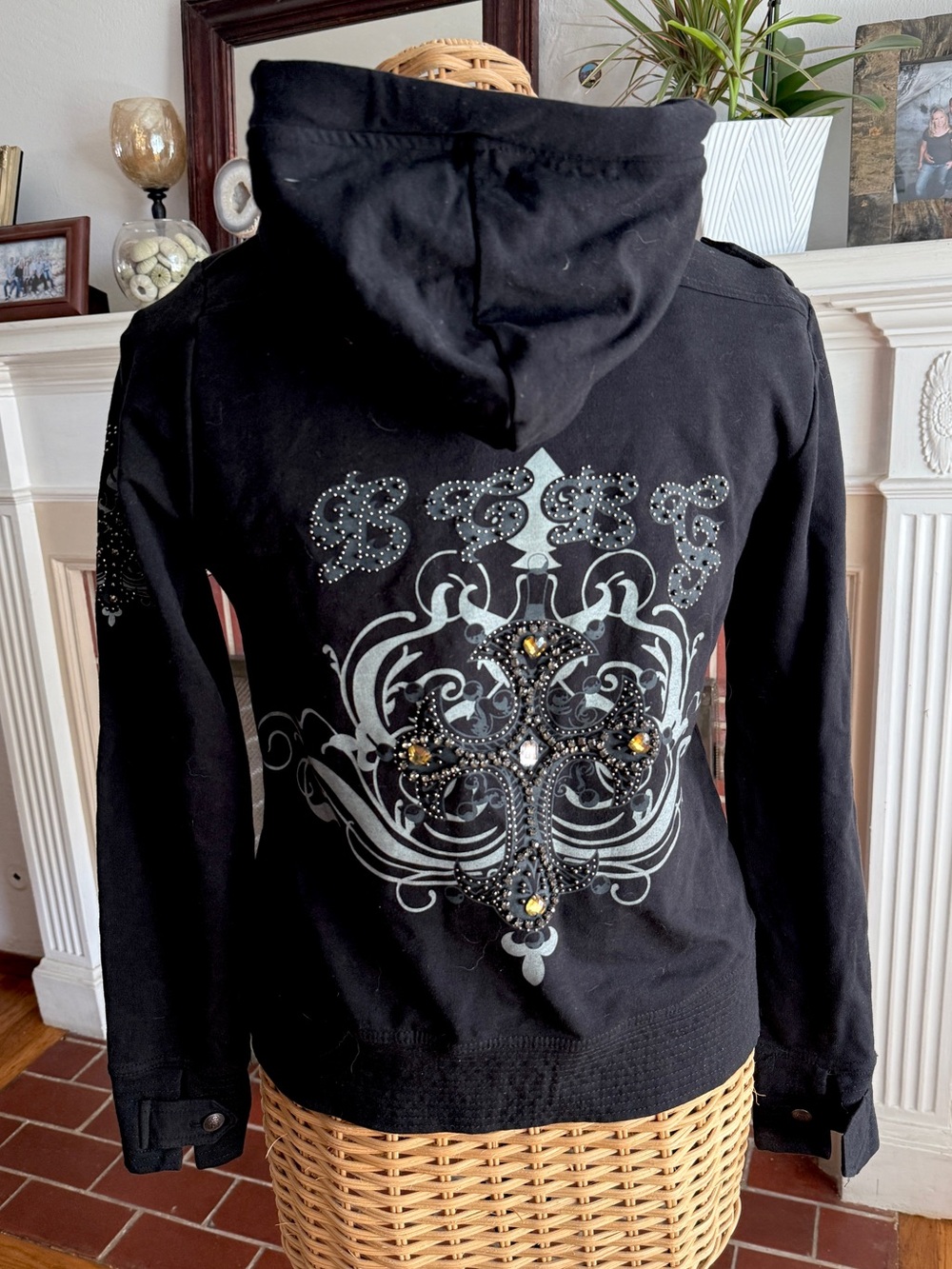 BCBG Y2K crystal embellished goth cross zip hoodie S/m